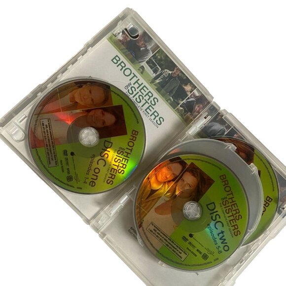 Brothers And Sisters 6 Disc Set-The Complete First Season-GUC - Picture 5 of 7